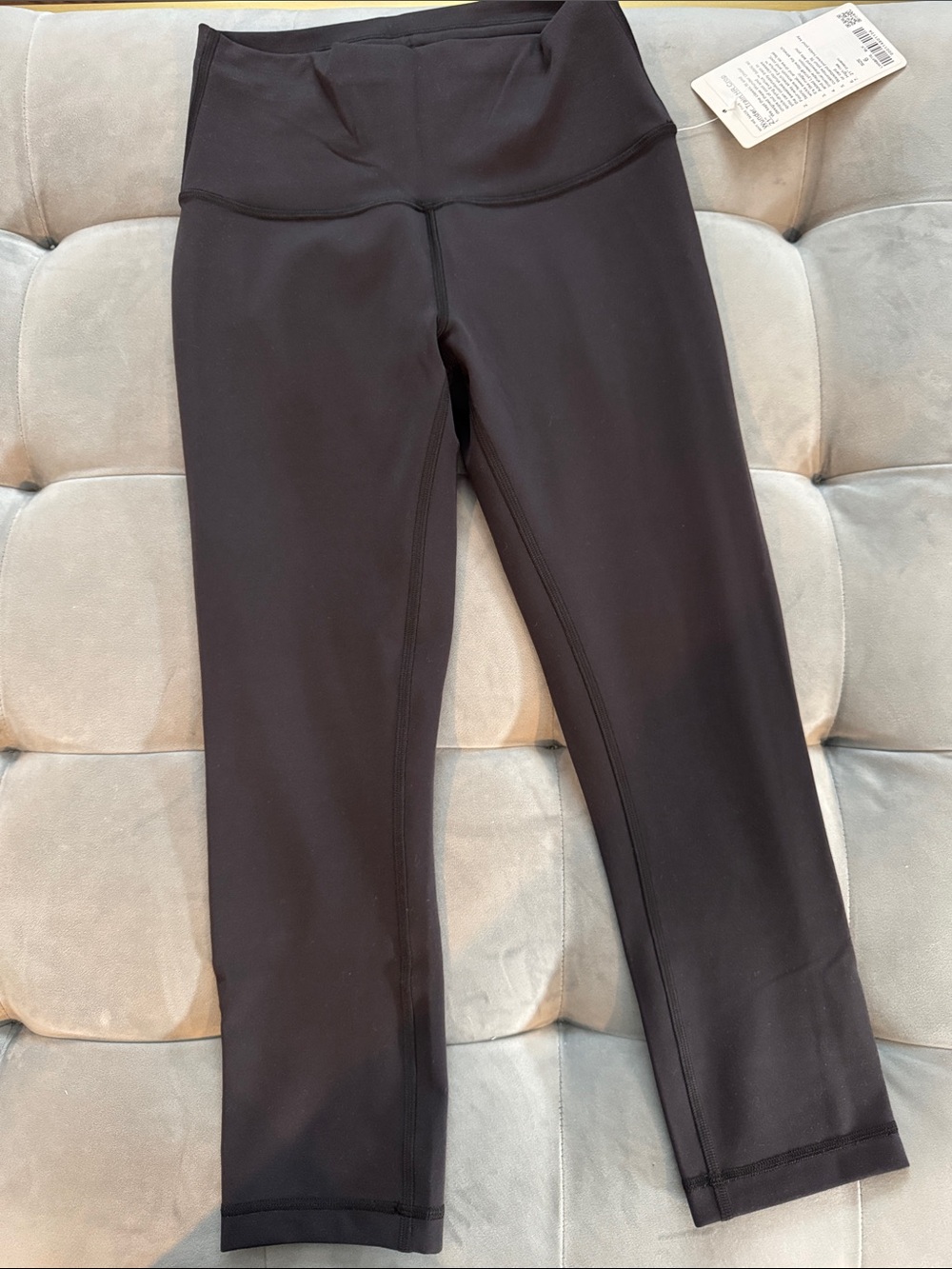 Lululemon Wunder Train HR Crop 21”inseam Black 6 - Picture 6 of 8
